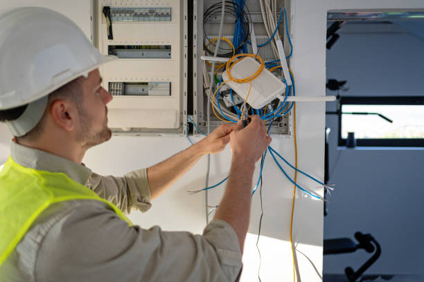 Best Electrical Outlet Repair  in Ainaloa, HI